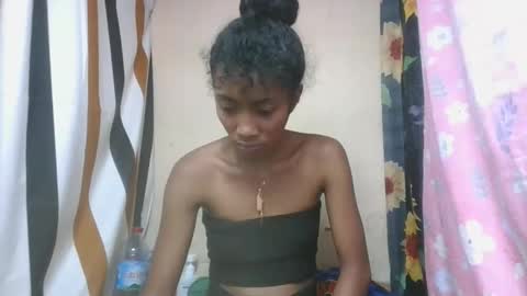 ninaeaa online show from 12.16.25