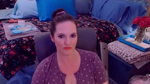 Snapshot of ninajaymes chatting on 10.03.25 Nina Jaymes online show from 10.03.25