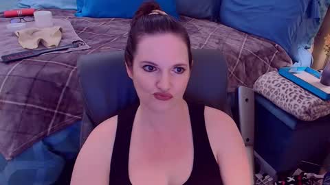 Snapshot of ninajaymes chatting on 10.13.25 Nina Jaymes online show from 10.13.25