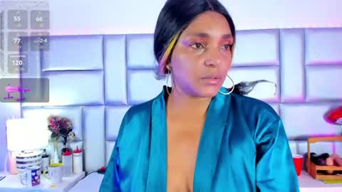 Snapshot of ninaniicole chatting on 06.18.26 Nicole online show from 06.18.26