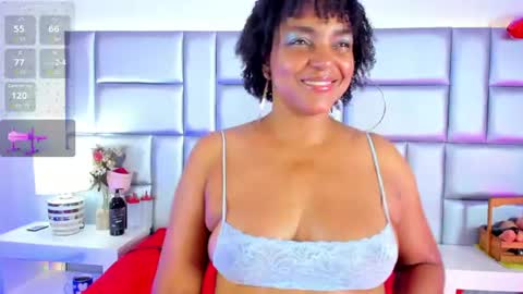 Snapshot of ninaniicole chatting on 07.27.26 Nicole online show from 07.27.26