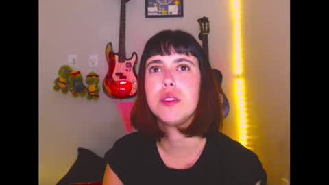 Snapshot of ninapellegrini17 chatting on 10.09.25 ninapellegrini17 online show from 10.09.25