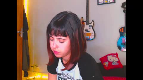 Snapshot of ninapellegrini17 chatting on 10.13.25 ninapellegrini17 online show from 10.13.25