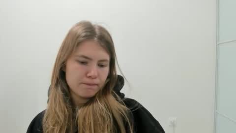 ninarihh online show from 10.13.25