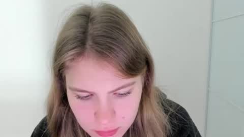 ninarihh online show from 10.26.25