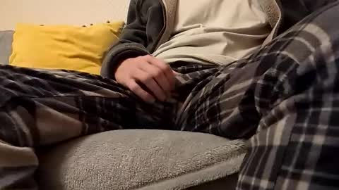 Nineinches online show from 04.25.26