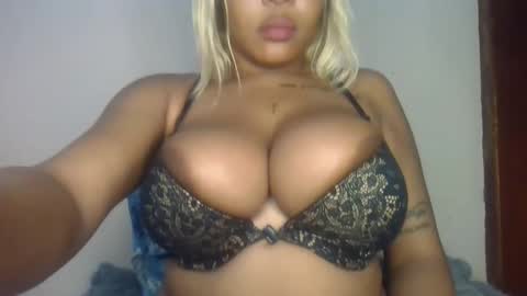 sexy niney online show from 04.20.26