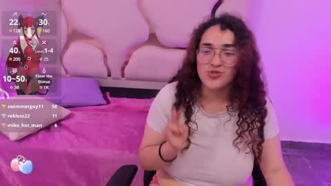 ninha_tay online show from 12.19.24