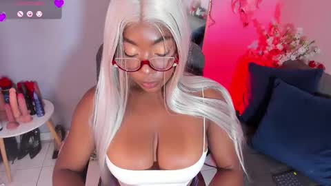 NINI  online show from 12.20.25