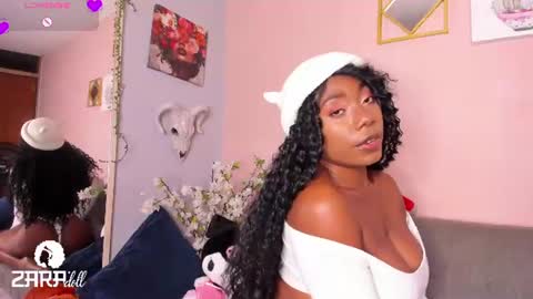 Snapshot of nini_martinii chatting on 07.14.26 NINI online show from 07.14.26