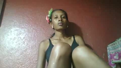 ninie246746 online show from 01.13.25