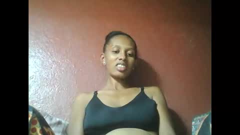 ninie246746 online show from 02.26.25