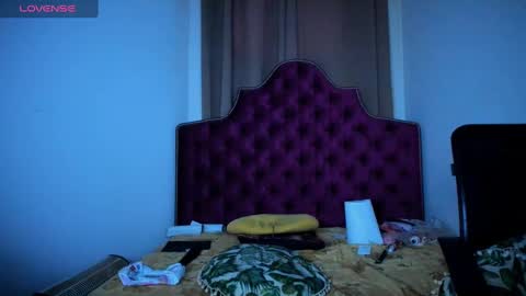nina dee online show from 12.09.24