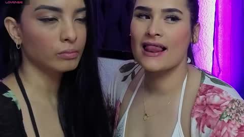 Snapshot of ninoska_14 chatting on 05.05.26 Agatha love online show from 05.05.26