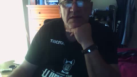 Snapshot of nionios67 chatting on 09.29.25 Dennis online show from 09.29.25