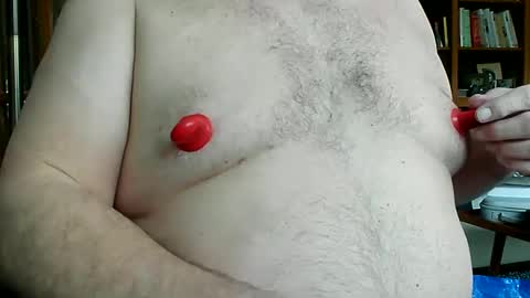 Snapshot of nip_fun_bear chatting on 02.19.25 Nip Fun Bear online show from 02.19.25