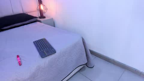 NiraLux online show from 10.22.25