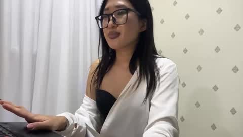 niravoid online show from 09.25.25