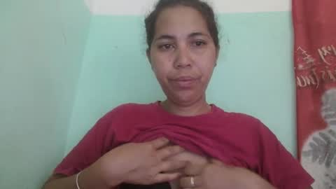 Snapshot of nirisouh chatting on 03.09.25 nirisouh online show from 03.09.25