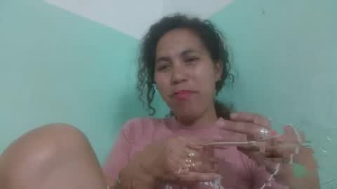 Snapshot of nirisouh chatting on 10.24.25 nirisouh online show from 10.24.25