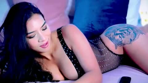 Snapshot of nishafox chatting on 09.17.25 Nkkifoxxx online show from 09.17.25