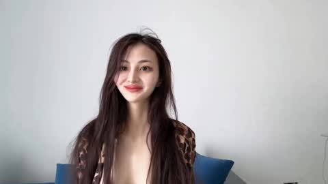 Snapshot of niufrommacau chatting on 02.23.25 Niu online show from 02.23.25