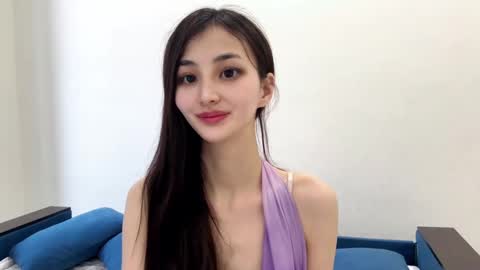 Snapshot of niufrommacau chatting on 02.23.25 Niu online show from 02.23.25