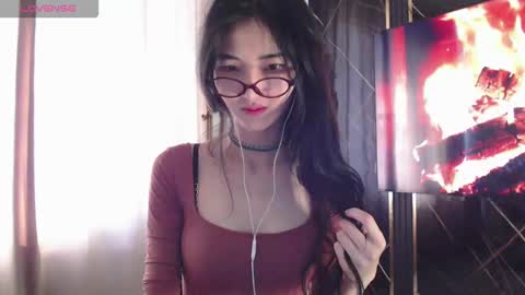 Snapshot of niufrommacau chatting on 10.05.25 Niu online show from 10.05.25