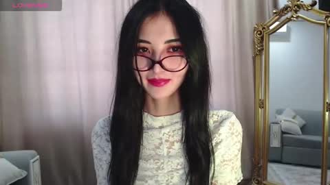 Snapshot of niufrommacau chatting on 10.18.25 Niu online show from 10.18.25