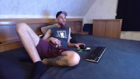 nixan85 online show from 09.22.25