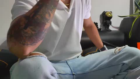 Nicolas Muscle online show from 09.20.25