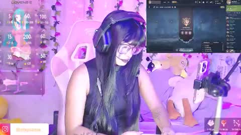 Nixy Sama online show from 11.21.25