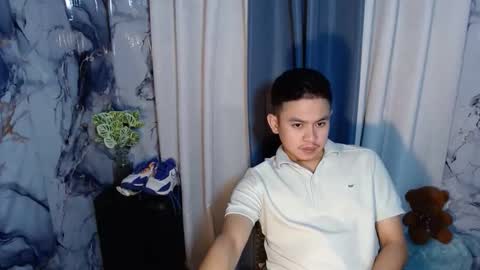 njay_16 online show from 09.17.25