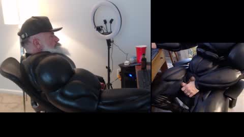 Snapshot of njdbear chatting on 02.06.25 Don online show from 02.06.25