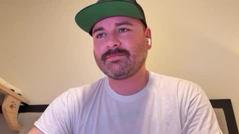 Snapshot of njerseydude82 chatting on 06.09.26 Jason online show from 06.09.26