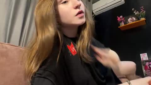 Tears Lora online show from 03.26.26