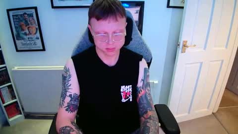 Snapshot of nlrb93 chatting on 10.24.25 BNate93 online show from 10.24.25