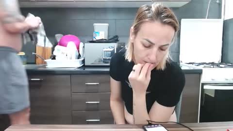 Snapshot of no_limit_coupl3 chatting on 10.03.25 no_limit_coupl3 online show from 10.03.25