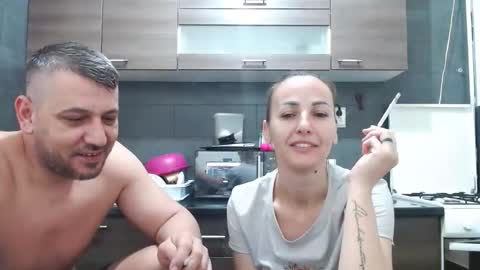 Snapshot of no_limit_coupl3 chatting on 10.08.25 no_limit_coupl3 online show from 10.08.25