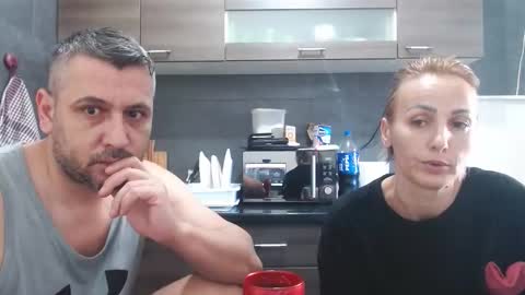 Snapshot of no_limit_coupl3 chatting on 11.12.25 no_limit_coupl3 online show from 11.12.25