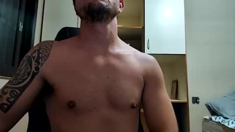 Snapshot of noablaze chatting on 12.05.25 Blaze online show from 12.05.25