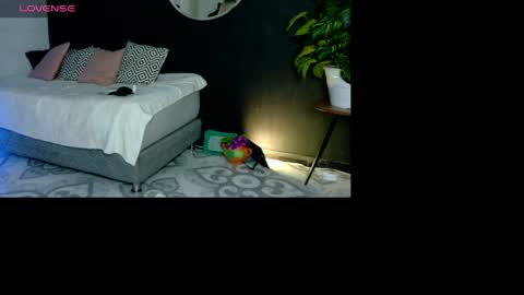 Noah  online show from 04.18.26