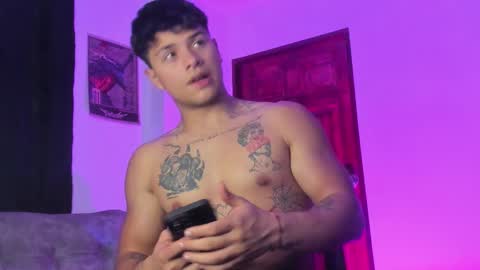 noah_223 online show from 02.20.26