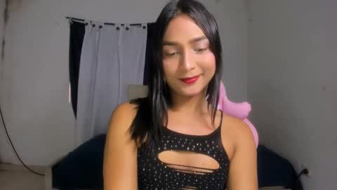 Snapshot of noah_cute18 chatting on 10.04.25 Noah online show from 10.04.25