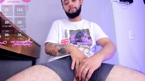 noah_devil_ online show from 12.05.25