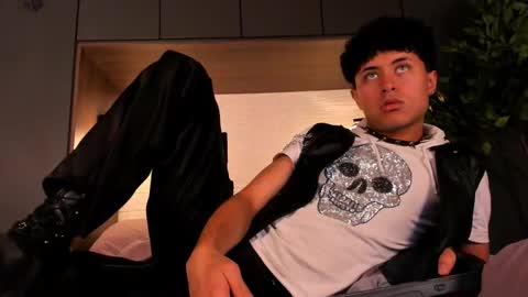 noah_dupont_ online show from 09.25.25