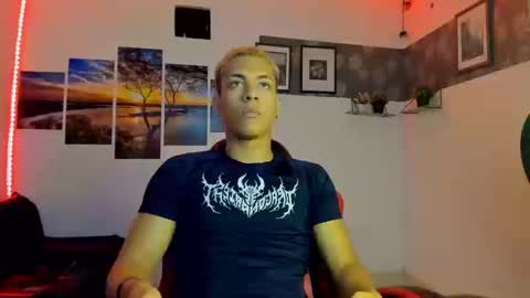 noah_flynn1 online show from 10.20.25