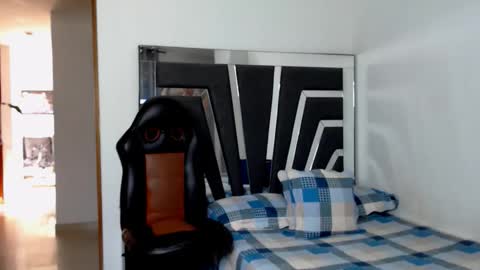 Noah Harris01 online show from 11.22.25