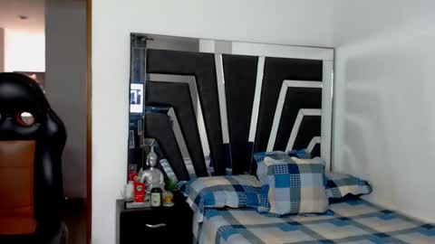 Noah Harris01 online show from 02.22.26