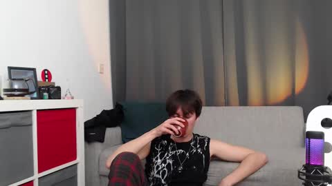 noah_lawson online show from 09.11.25
